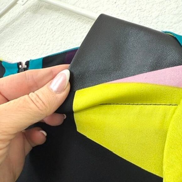 MILLY Silk Shift Dress Geo Print Leather Trim 3/4 Sleeve Multicolor Sz 2 - Picture 3 of 8